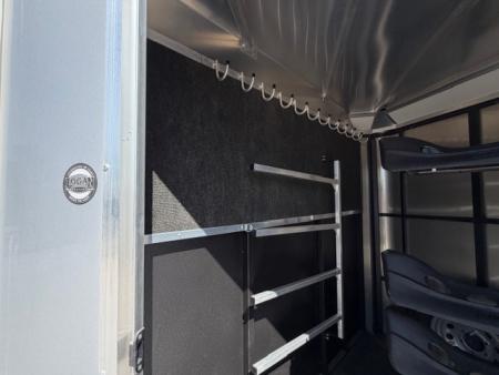 New 2026 Logan Coach BULLSEYE3BP BULLSEYE 3H BP Horse Trailer