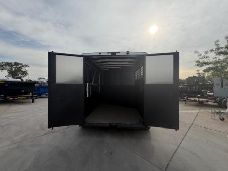 New 2026 Logan Coach BULLSEYE2BP BULLSEYE 2H BP Horse Trailer