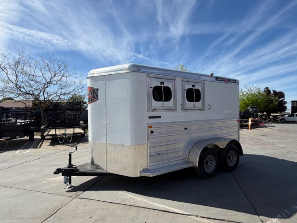 New 2026 Logan Coach BULLSEYE2BP BULLSEYE 2H BP Horse Trailer