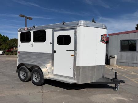 New 2026 Logan Coach BULLSEYE2BP BULLSEYE 2H BP Horse Trailer