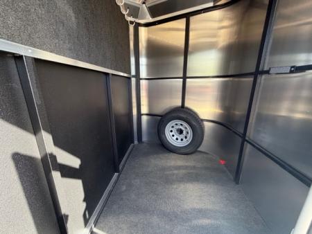 New 2026 Logan Coach BULLSEYE2BP BULLSEYE 2H BP Horse Trailer