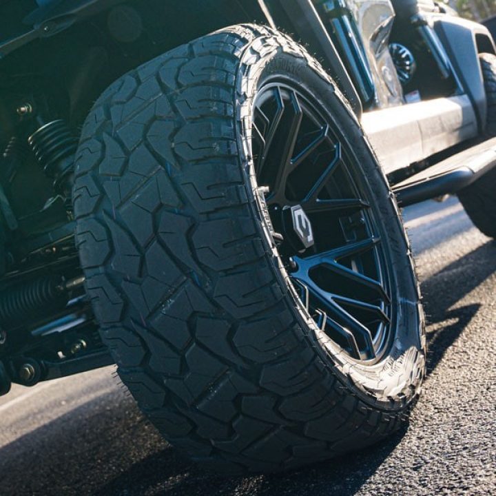 New 2026 Venom EV STRIKE 6-SEATER LIFTED - METALLIC BLUE