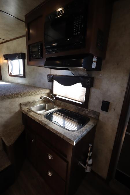 Used 2017 Exiss Trailers 4 Horse LQ Trailer