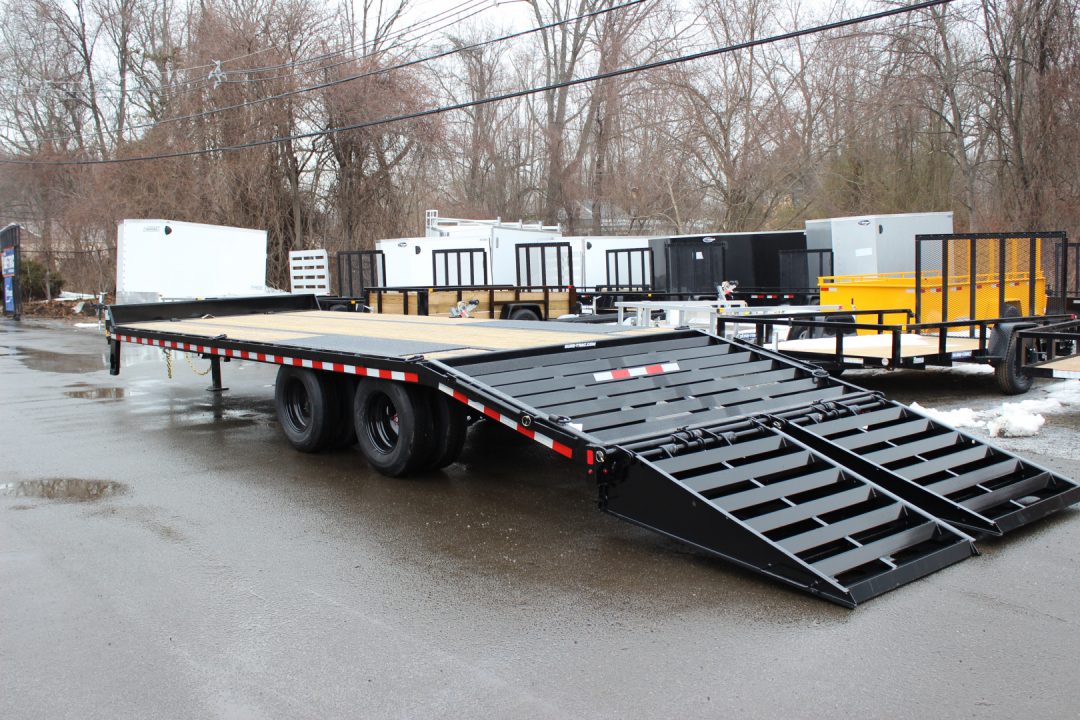 New 2026 Sure-Trac 8.5x25 (20+5) HD Deckover Trailer