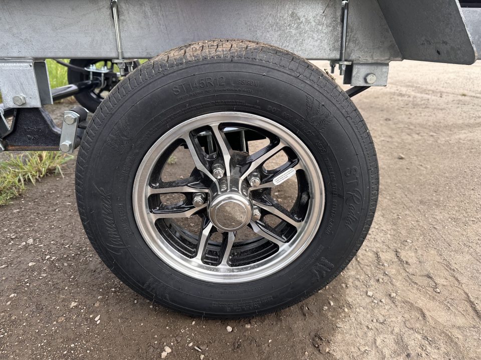 New 2026 Genesis Trailers 20Ft Tandem axle W/ No Brakes Galvanized Bunk Style Tritoon Boat Trailer