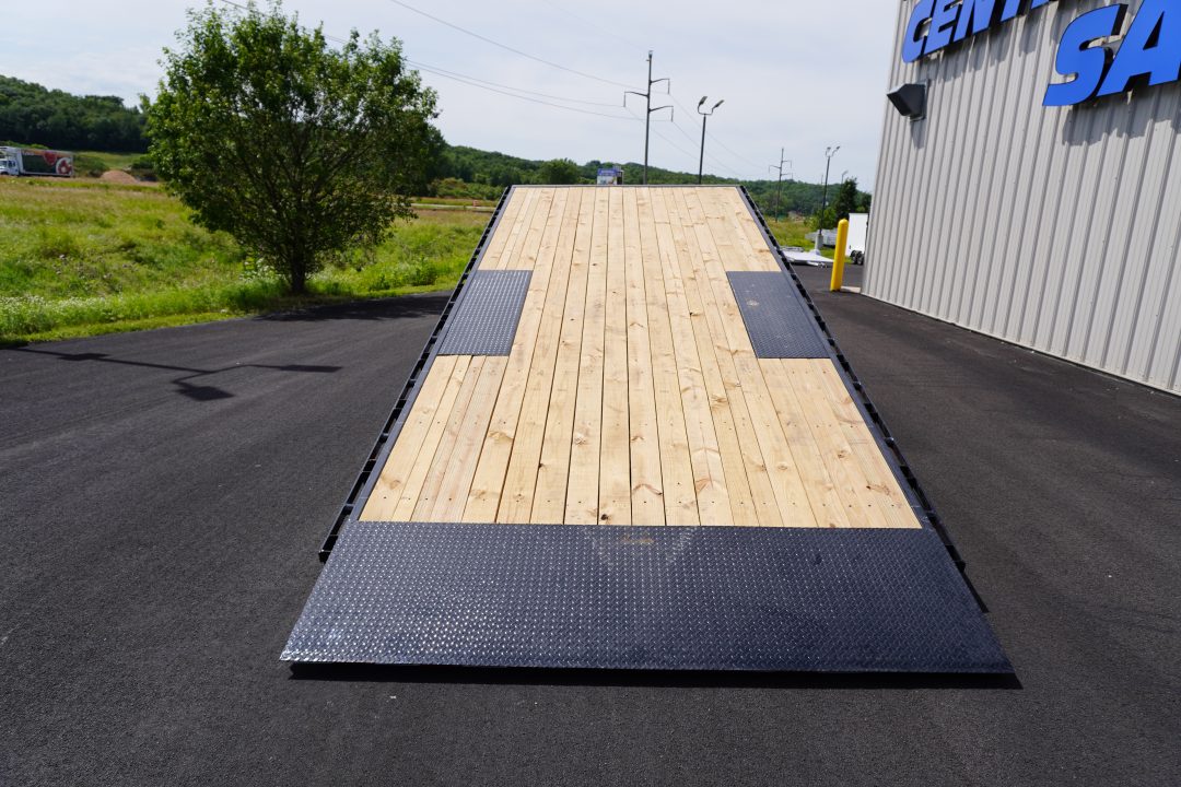 New 2026 PJ Trailers T8 22ft Tilt Equipment Trailer