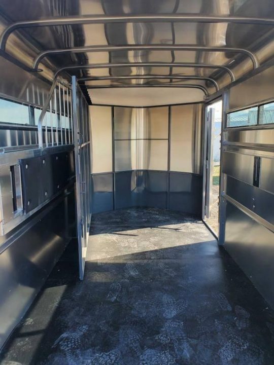 New 2026 Maverick 13' 2 Horse Trailer
