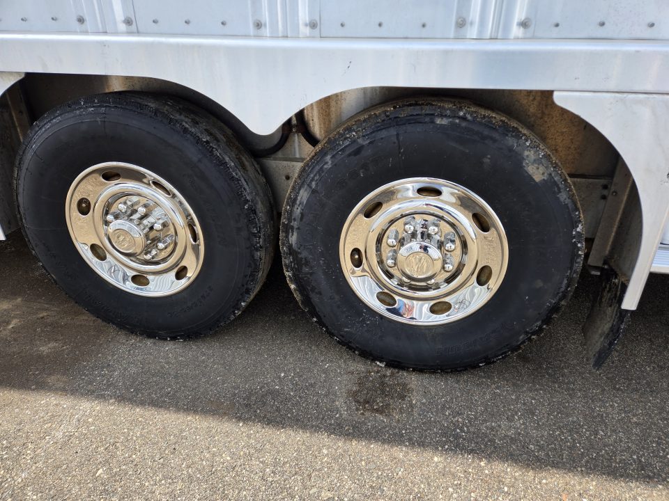 Used 2021 Wilson 24ft Rand Hand Stock Trailer