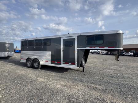 New 2026 Logan Coach Bullseye 4H GN Horse Trailer