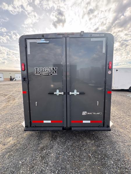 New 2026 Logan Coach Bullseye 4H GN Horse Trailer