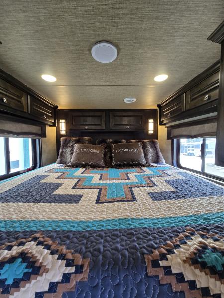 Used 2021 Merhow 3H Living Quarter Trailer