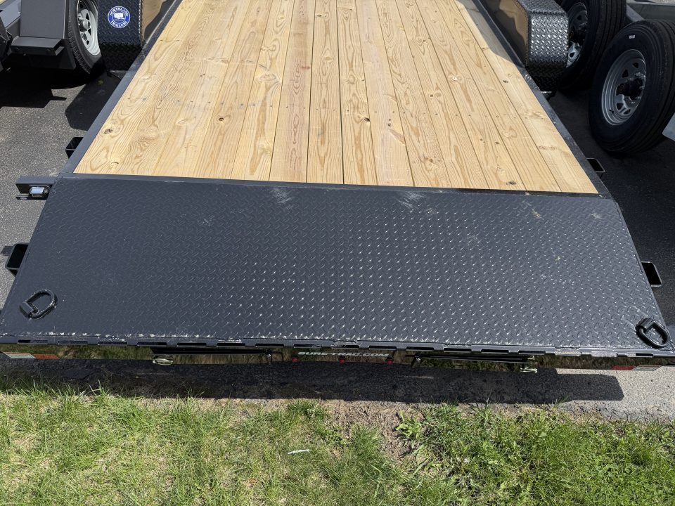 New 2026 Sure-Trac 7X20 (18+2) C-Channel Wood Deck Car Hauler