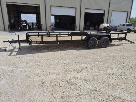 New 2026 Load Trail 20' 7K Utility w/ Ramps
