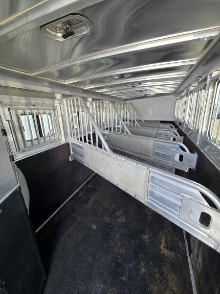 Used 2016 Featherlite Trailers Legend 5H Horse Trailer