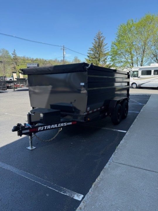 New 2026 PJ Trailers D7142 Dump Trailer