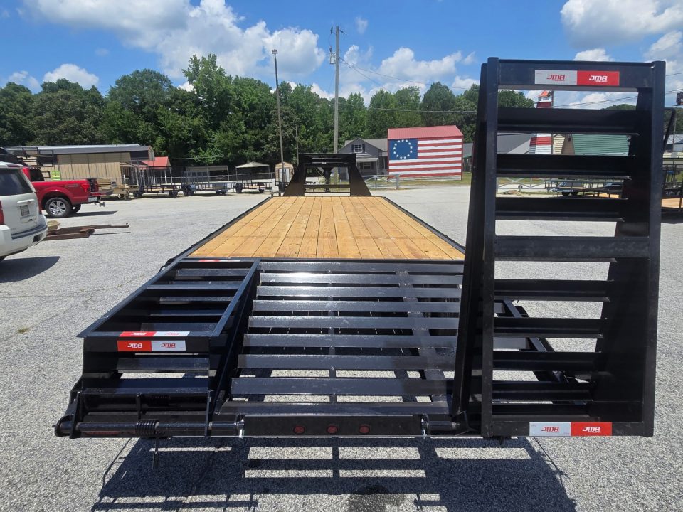 New 2026 DELUXE 20K 20+5 DUAL TANDEM GOOSENECK DECKOVER EQUIPMENT HAULER