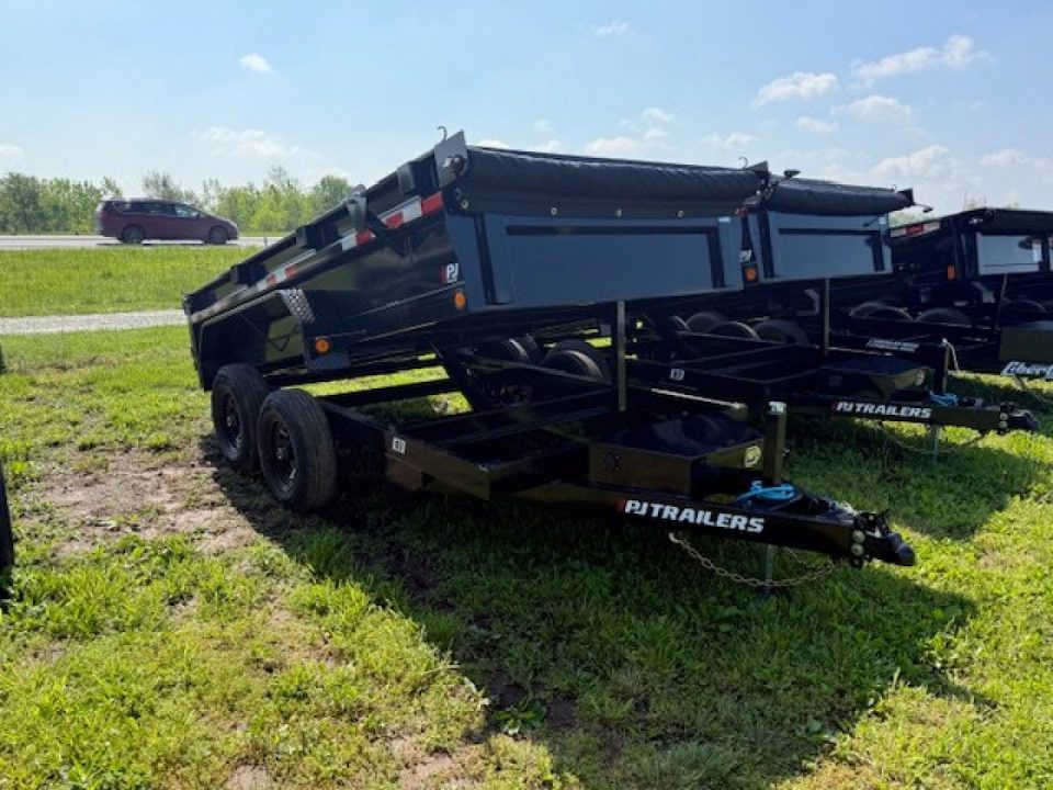 New 2026 PJ Trailers 72"x12' D3 Dump Trailer
