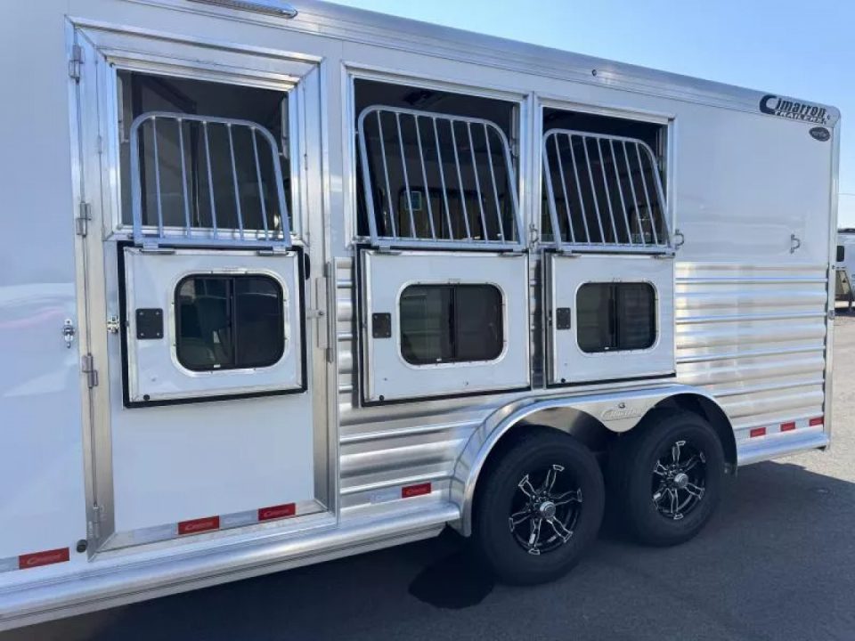 New 2027 Cimarron Norstar 3 Horse with Closet Tack