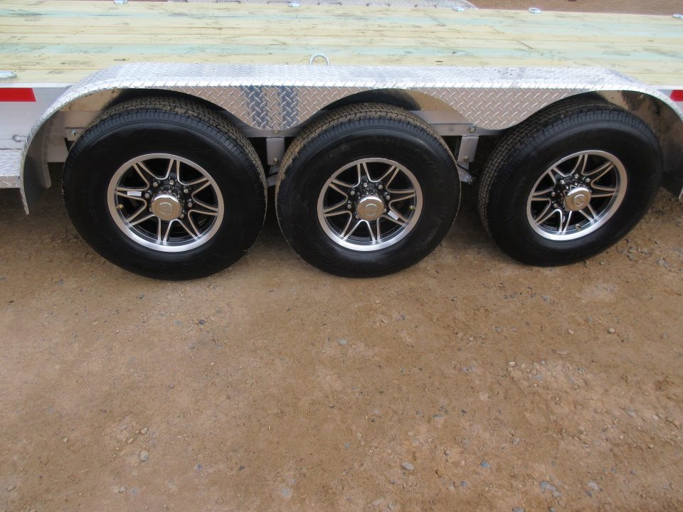 New 2026 Wolverine Trailers 21k Car Hauler
