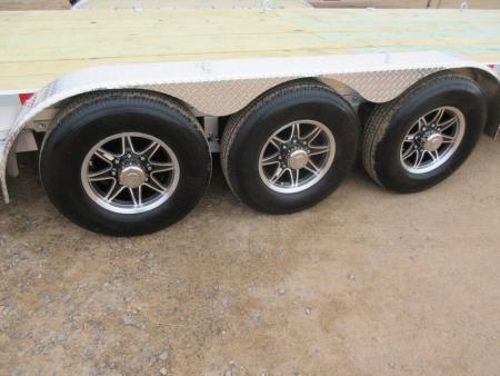 New 2026 Wolverine Trailers 21k Car Hauler