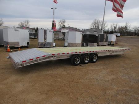 New 2026 Wolverine Trailers 21k Deckover Equipment Trailer