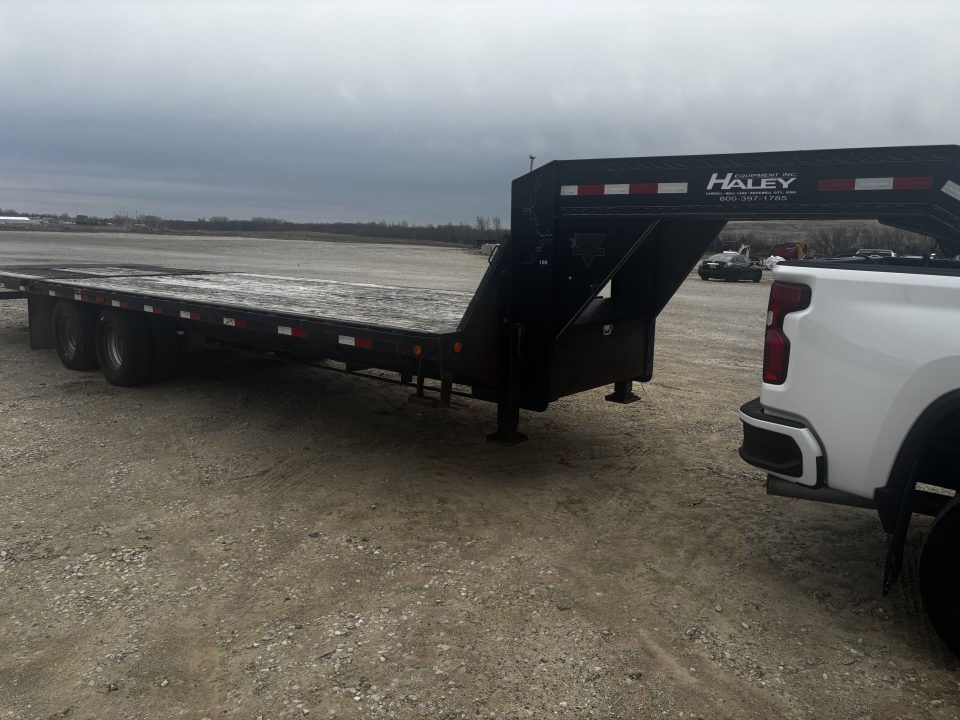 Used 2013 PJ Trailers 30’ GN Gooseneck Bodies