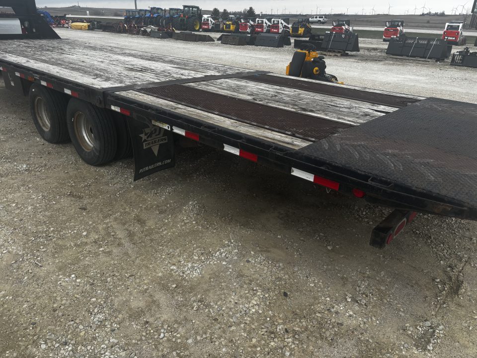 Used 2013 PJ Trailers 30’ GN Gooseneck Bodies