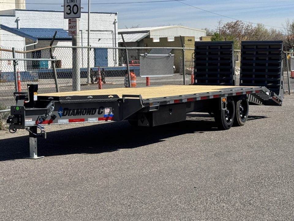 New 2026 Diamond C DEC 24' Max Ramps - 18K Deckover Equipment Trailer