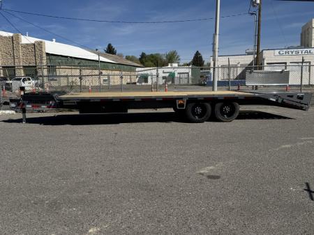 New 2026 Diamond C DEC 24' Max Ramps - 18K Deckover Equipment Trailer