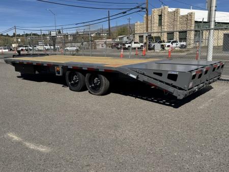 New 2026 Diamond C DEC 24' Max Ramps - 18K Deckover Equipment Trailer