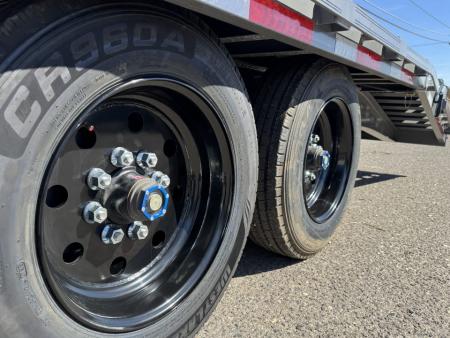 New 2026 Diamond C DEC 24' Max Ramps - 18K Deckover Equipment Trailer