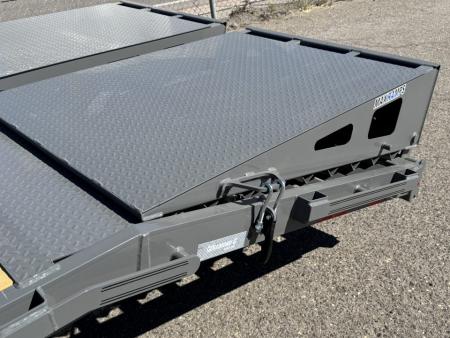 New 2026 Diamond C DEC 24' Max Ramps - 18K Deckover Equipment Trailer