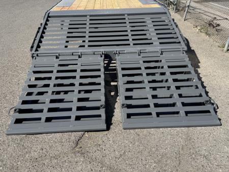 New 2026 Diamond C DEC 24' Max Ramps - 18K Deckover Equipment Trailer