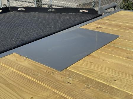 New 2026 Diamond C DEC 24' Max Ramps - 18K Deckover Equipment Trailer