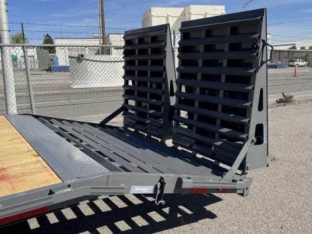 New 2026 Diamond C DEC 24' Max Ramps - 18K Deckover Equipment Trailer