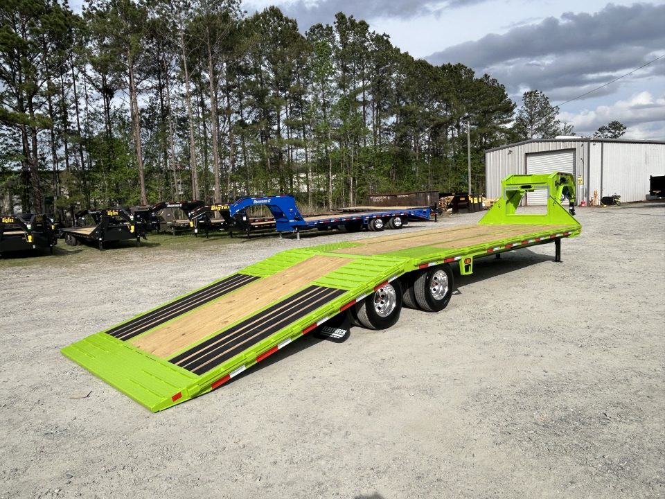 New 2026 Diamond C FMAX210 *Pace Setter* Hydraulic Dovetail 32ft (20ft Deck+12ft Dove) Disc Brakes