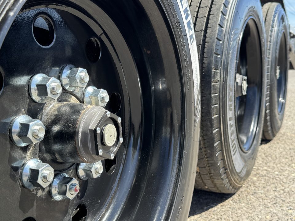 New 2026 Diamond C LPX 26' X-Ramp - 24K Equipment Trailer