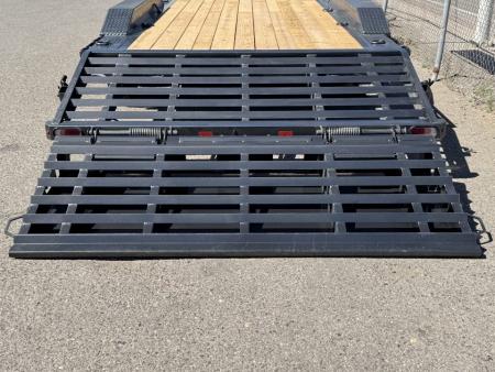 New 2026 Diamond C LPX 26' X-Ramp - 24K Equipment Trailer