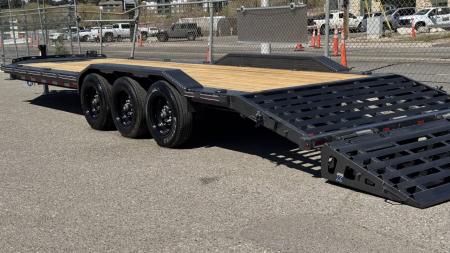 New 2026 Diamond C LPX 26' X-Ramp - 24K Equipment Trailer