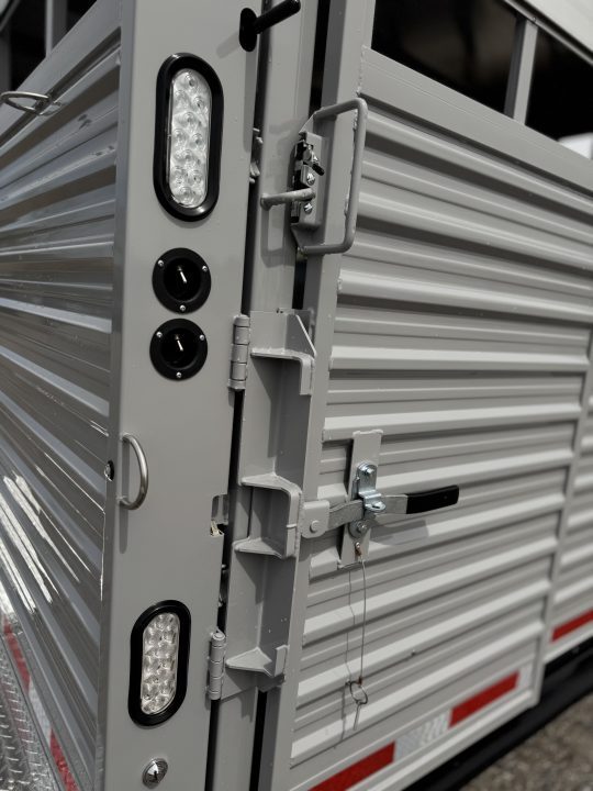 New 2027 Trails West Hotshot 20' Gooseneck Livestock Stock / Stock Combo Trailer