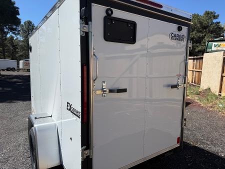 New 2026 Top Hat Trailers 5X10 ST DLX Ramp Cargo / Enclosed Trailer with Side Door