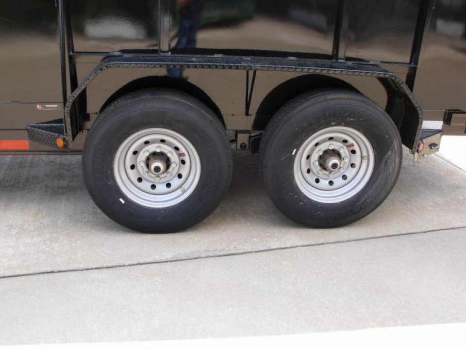 New Landscape  Trailer  High Wall_____Keep Your Items Out Of Sight______83 X 16 Steel  HD Tube Gate 14000 GVW  14 Ply Tires