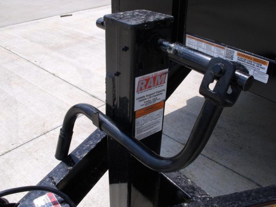 New Landscape  Trailer  High Wall_____Keep Your Items Out Of Sight______83 X 16 Steel  HD Tube Gate 14000 GVW  14 Ply Tires