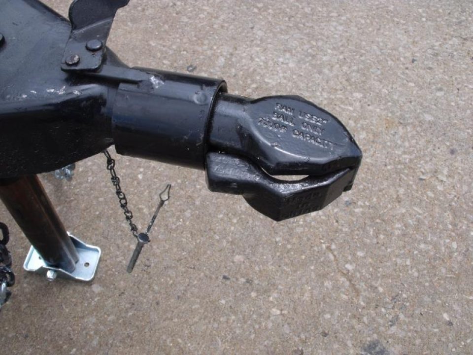 New HUGE SALE  Enclosed Trailer 5 X 10 Ramp 2990 Axle White In Color All Tube Construction