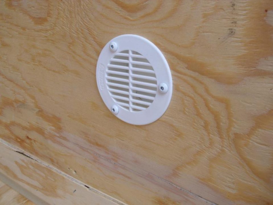 New HUGE SALE WHILE THE LAST  !!!  Enclosed Trailer 6 X 12  BARN DOOR    6' 9"  Interior White  In Color  All Tube Construction