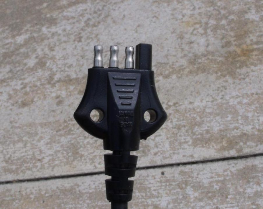 New Utility Trailer 77 X 12  HD   Front & Rear Fold Rear Gate 2990 Axle