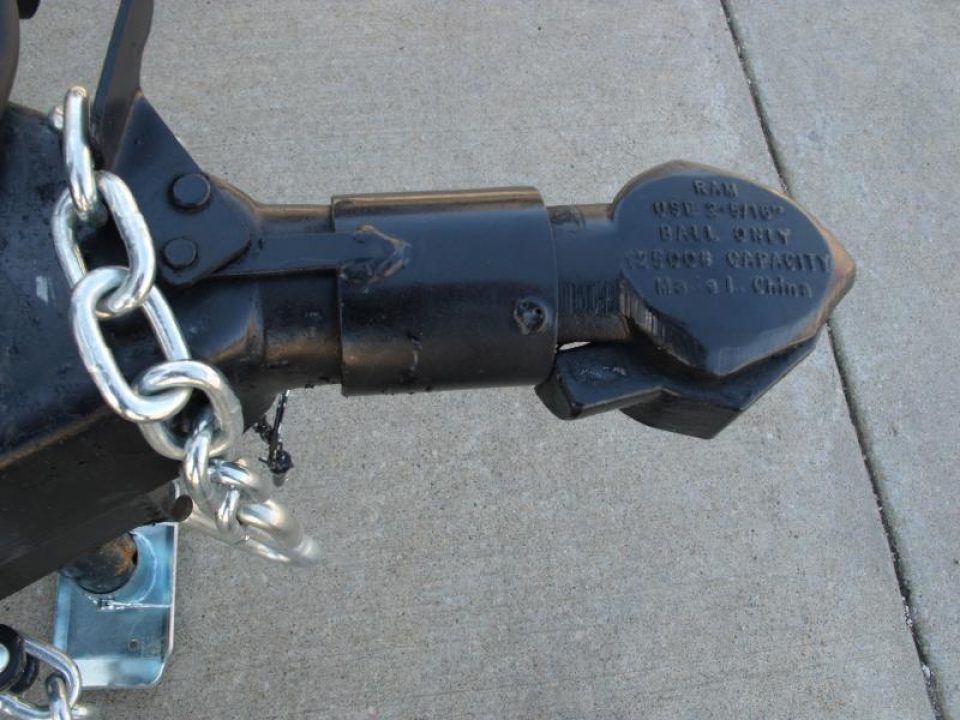 New HUGE SALE WHILE THEY LAST    !!!   Enclosed Trailer 8.5 x 20 Dove  Ramp    Silver Mist  In Color Ramp Door  9990  GVWR Dove Tail  7' Interior