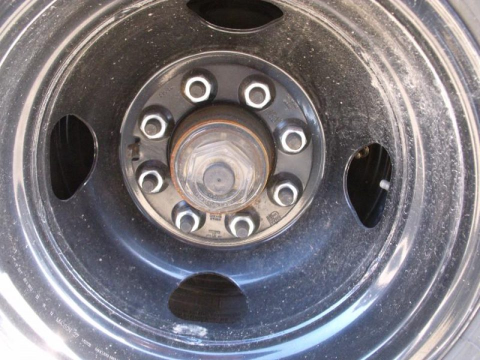 New SALE SALE SALE LOOK AT THIS    Goose Neck Deck Over 102 X 35 + 5 Dove  With Self Cleaning Dove 22500 GVWR      (((  Hutch Suspension System )))