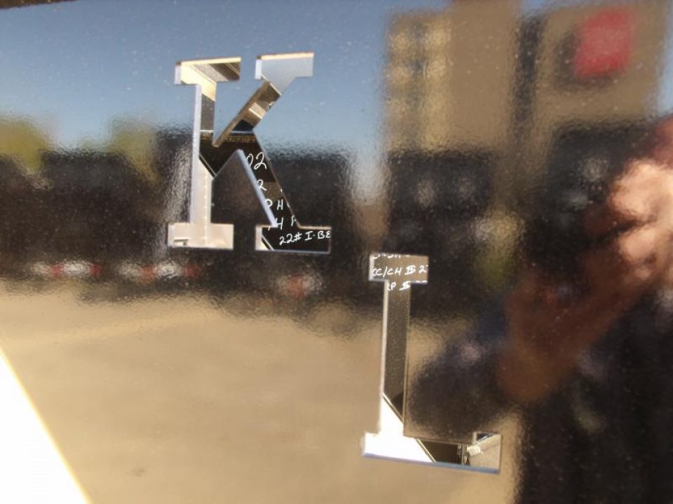 New SALE SALE SALE LOOK AT THIS    Goose Neck Deck Over 102 X 35 + 5 Dove  With Self Cleaning Dove 22500 GVWR      (((  Hutch Suspension System )))