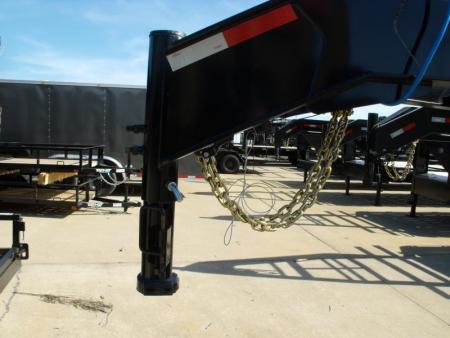 New SALE SALE SALE LOOK AT THIS    Goose Neck Deck Over 102 X 35 + 5 Dove  With Self Cleaning Dove 22500 GVWR      (((  Hutch Suspension System )))